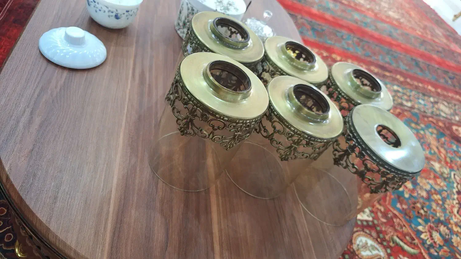 لوستر ۶ شاخه برنزی طرح گل|لوستر و چراغ آویز|اهواز, فرهنگ شهر|دیوار