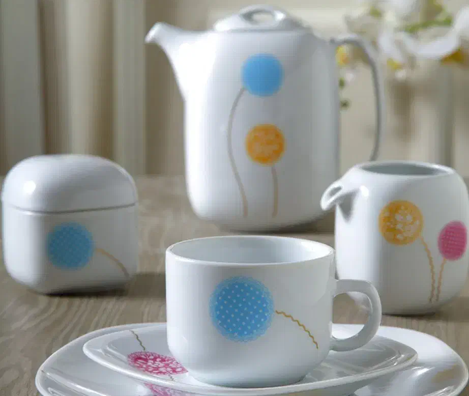 سرویس چینی 98 پارچه کامل چینی زرین ایران|ظروف سرو و پذیرایی|تهران, شهرک خرازی|دیوار