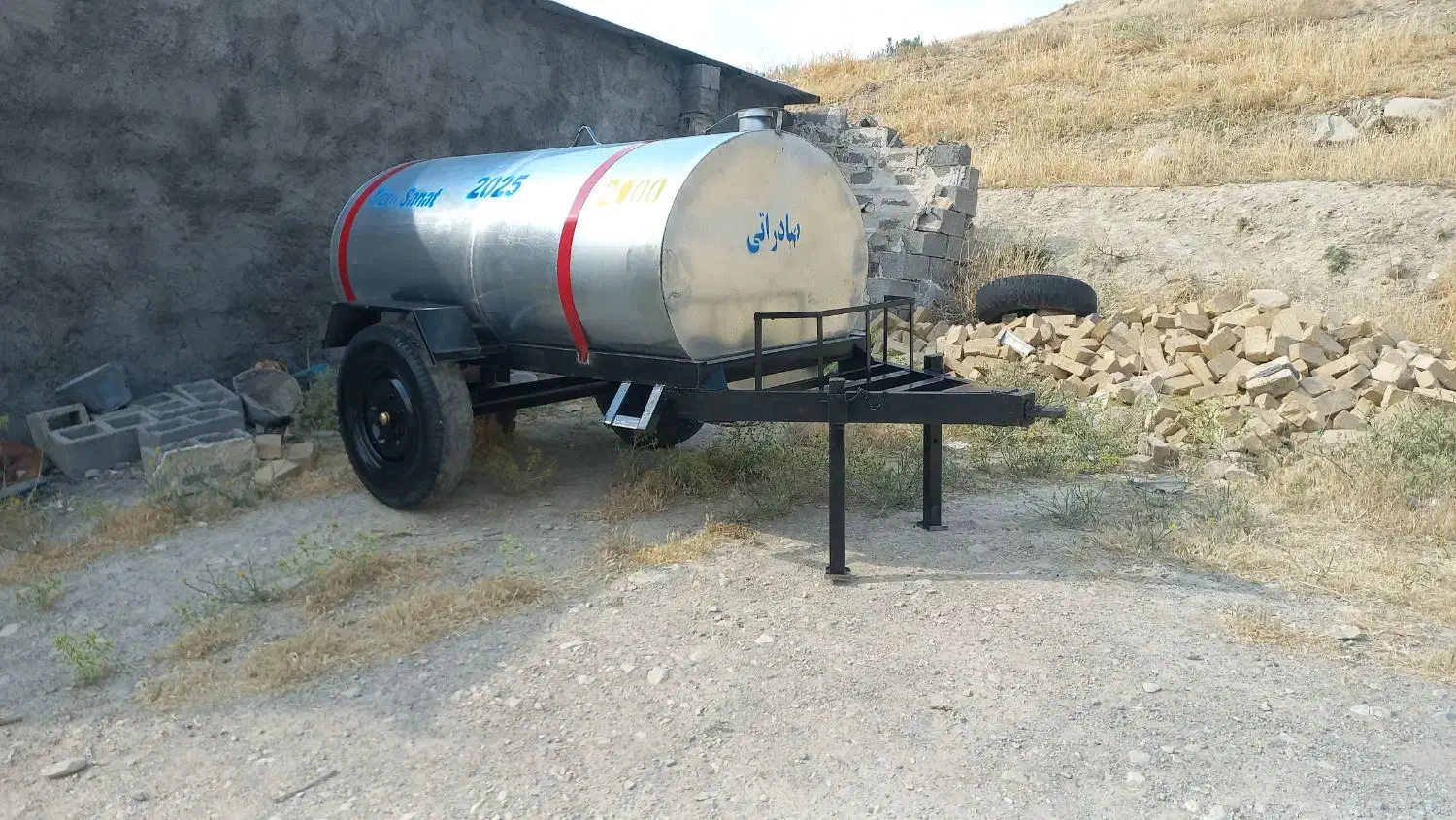 تانکر چرخ دار ۲۱۰۰لیتری با ورق سفیدبدون کارکرد خشک|ماشینآلات صنعتی|ایلام, |دیوار