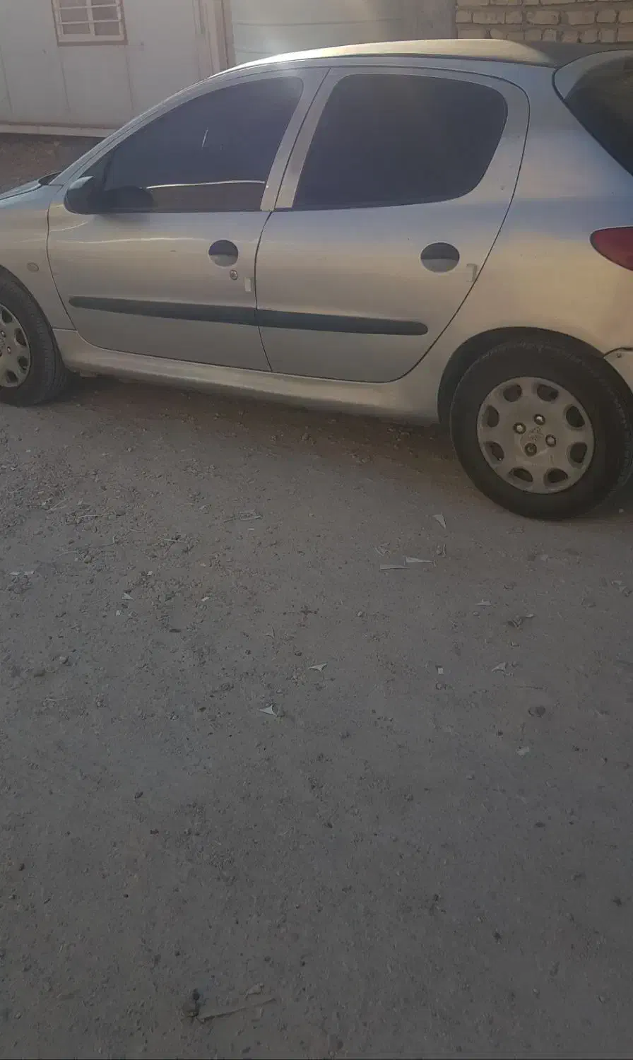 ۲۰۶ مدل ۸۳|خودرو سواری و وانت|شیراز, نصر|دیوار