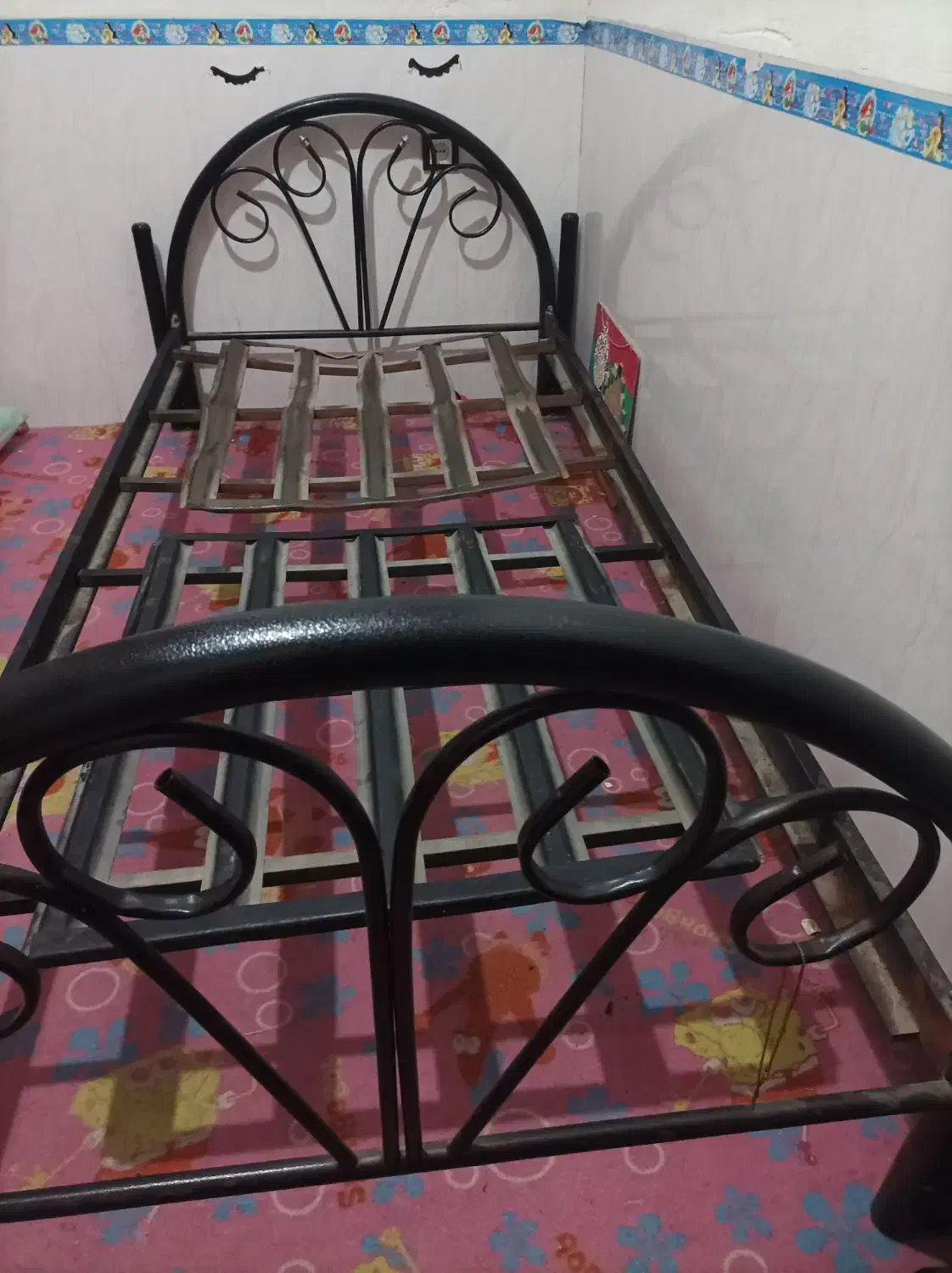 تخت فلزی بدون تشک|تخت و سرویس خواب|بندر دیر, |دیوار