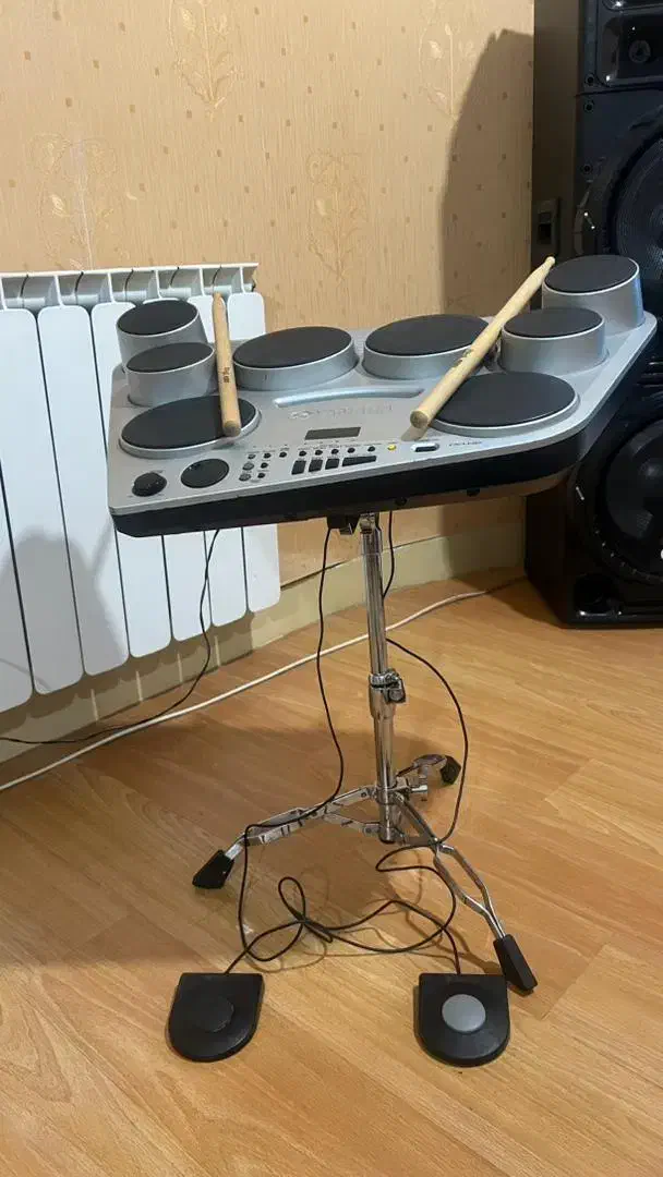 درام پرگاشن|درام و پرکاشن|رشت, بلوار گیلان|دیوار