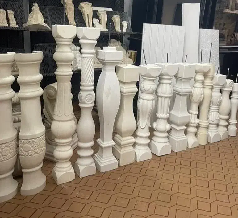 نرده بالکن و تراس طرحدار رنگ سفید شیری کرمی شکلاتی|مصالح و تجهیزات ساختمان|تهران, زعفرانیه|دیوار