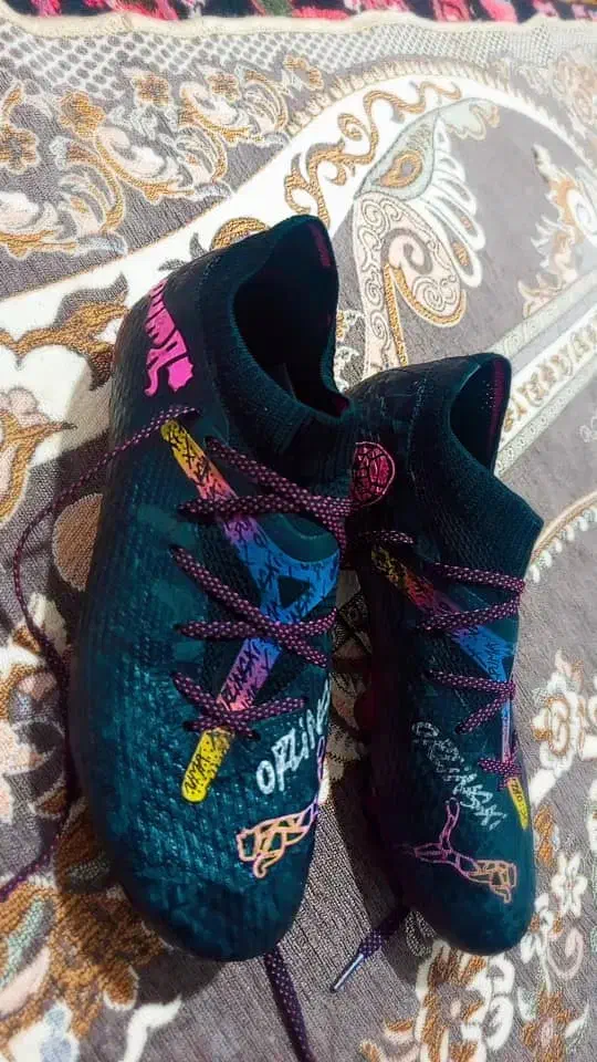 کفش فوتبال چمن|کیف، کفش، کمربند|تبریز, |دیوار