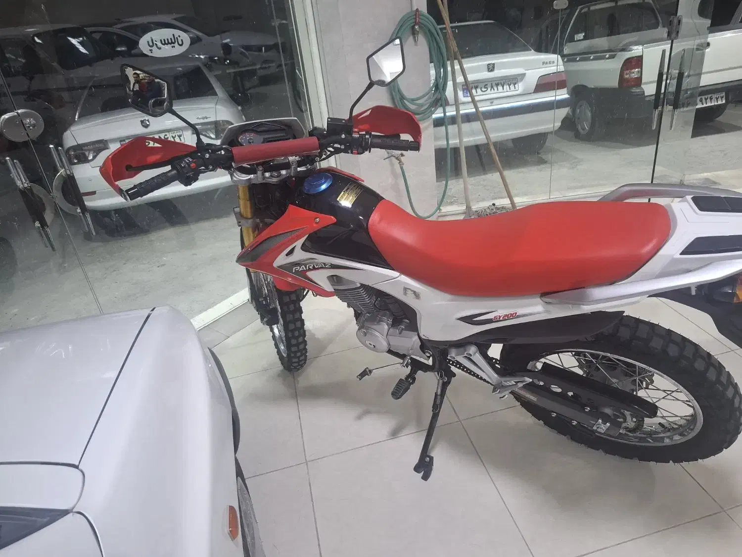 موتور تریل|موتورسیکلت|باغ بهادران, |دیوار