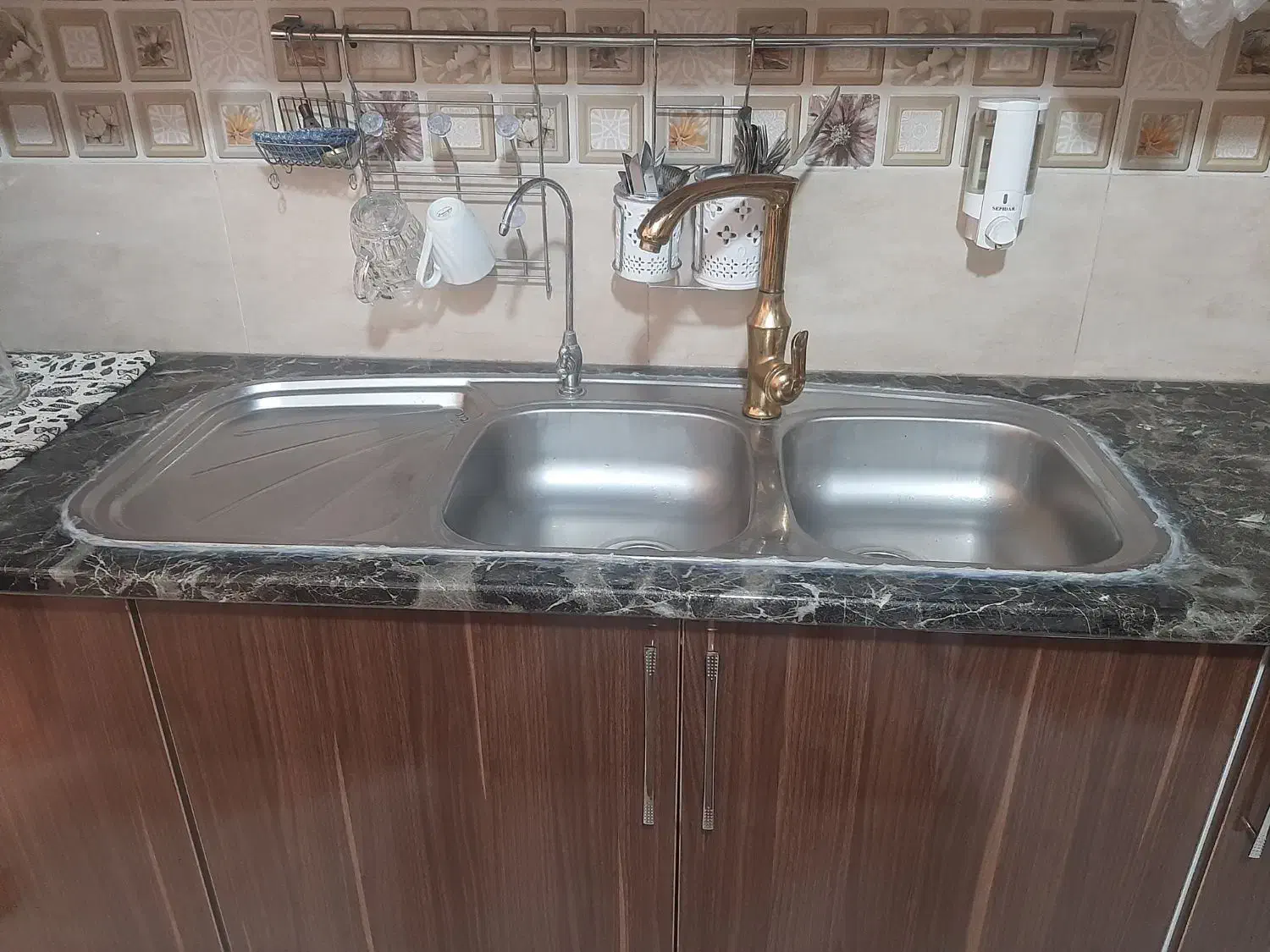 سینک و هود|هود|سیرجان, |دیوار