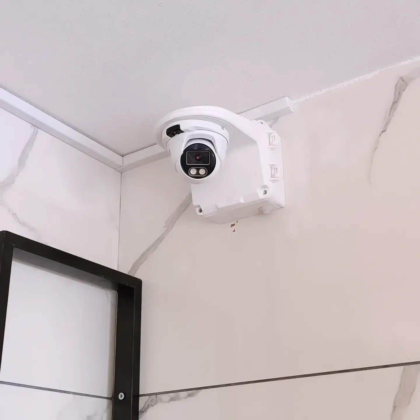 دوربین مداربسته و دزدگیر اماکن و اعلان حریق|خدمات پیشه و مهارت|بروجن, |دیوار