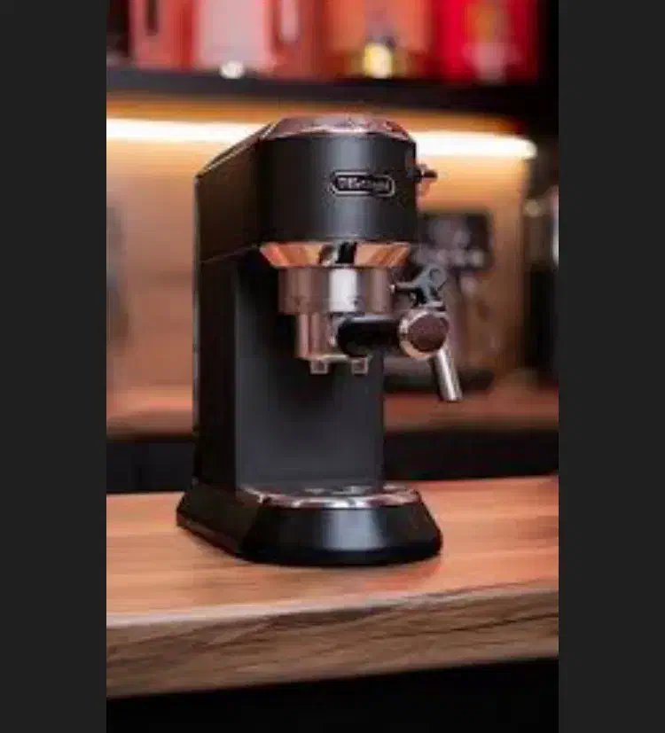 اسپرسو ساز دلونگی ۶۸۵|سماور، چای‌ساز، قهوه‌ساز|تهران, چیذر|دیوار