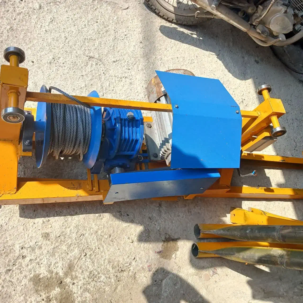 بالابر ساختمانی اجاره ای|مصالح و تجهیزات ساختمان|کردکوی, |دیوار