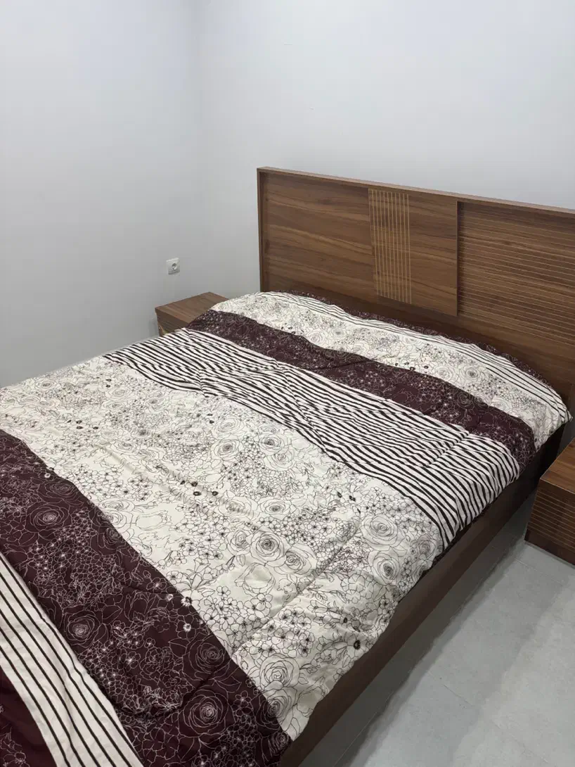 سرویس خواب کامل|تخت و سرویس خواب|شیراز, قدوسی شرقی|دیوار