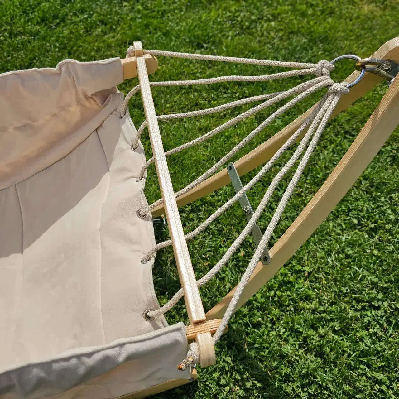 بانوج ترنج (گهواره سنتی یا ننو) 16 طنابه رنگ کرم|اسباب و اثاث بچه|مشهد, مصلی (کارمندان اول)|دیوار