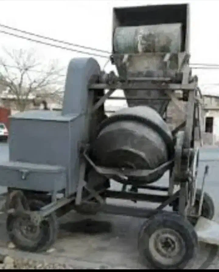 بتون ریزی با خلاطه|خدمات پیشه و مهارت|نطنز, |دیوار