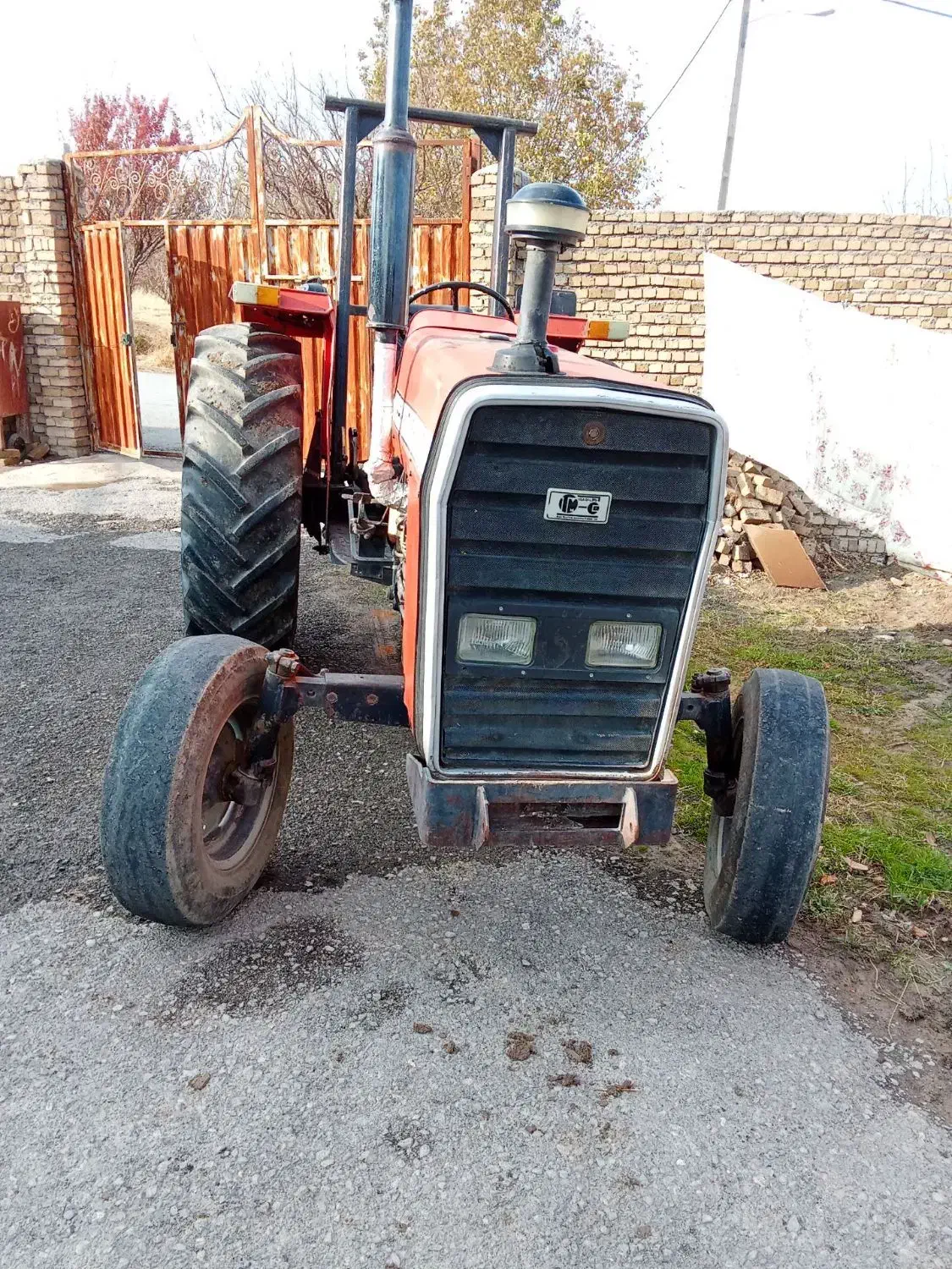 تراکتور ۲۸۵ مدل۸۵|خودرو سنگین|شیروان (لرستان), |دیوار