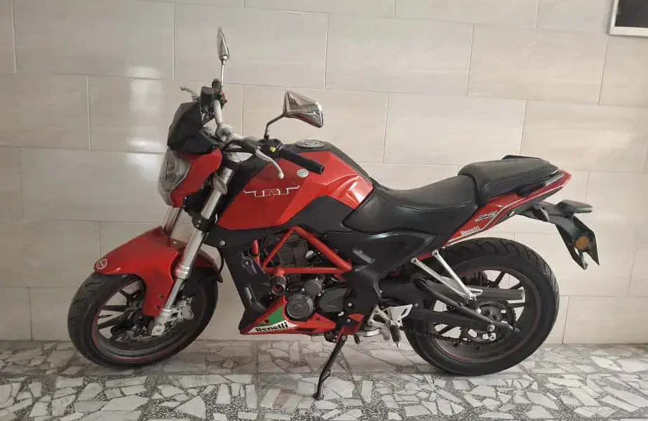 بنلی ۲۵۰ سی سی درحد|موتورسیکلت|بندر انزلی, کارآموزی|دیوار