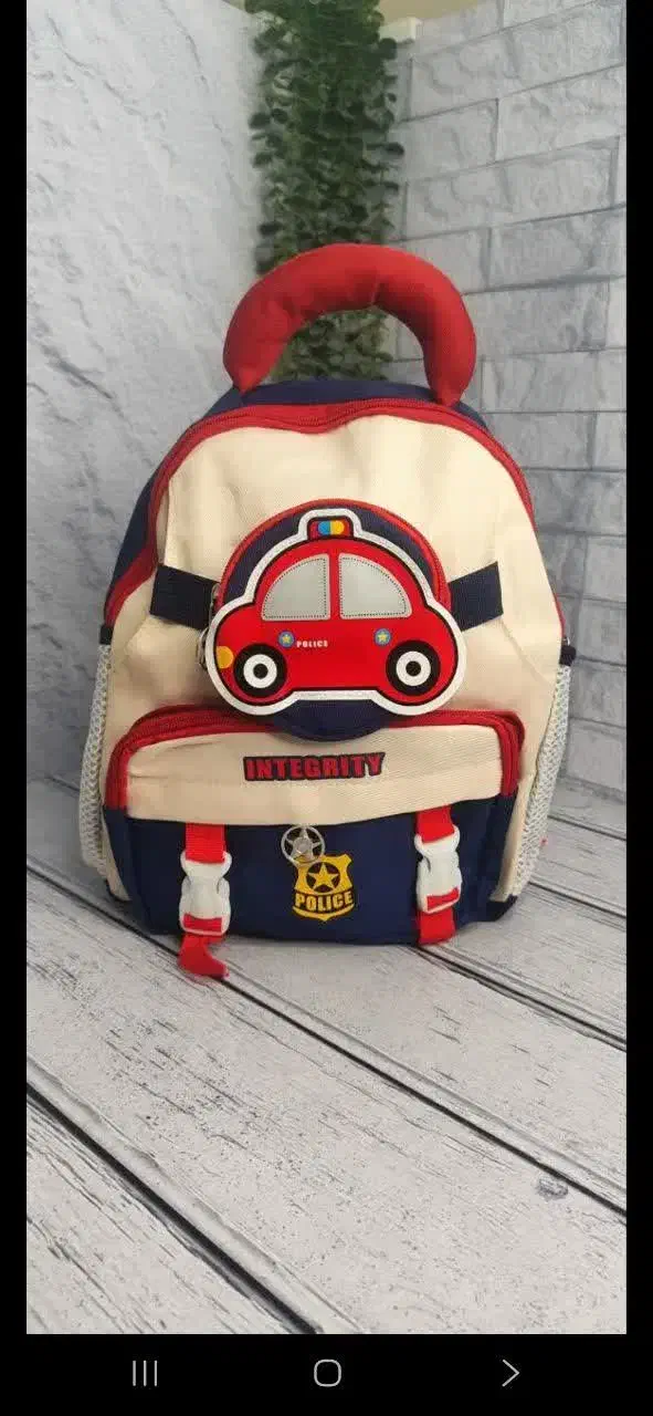 کوله پشتی|کیف، کفش، کمربند|قم, انسجام|دیوار