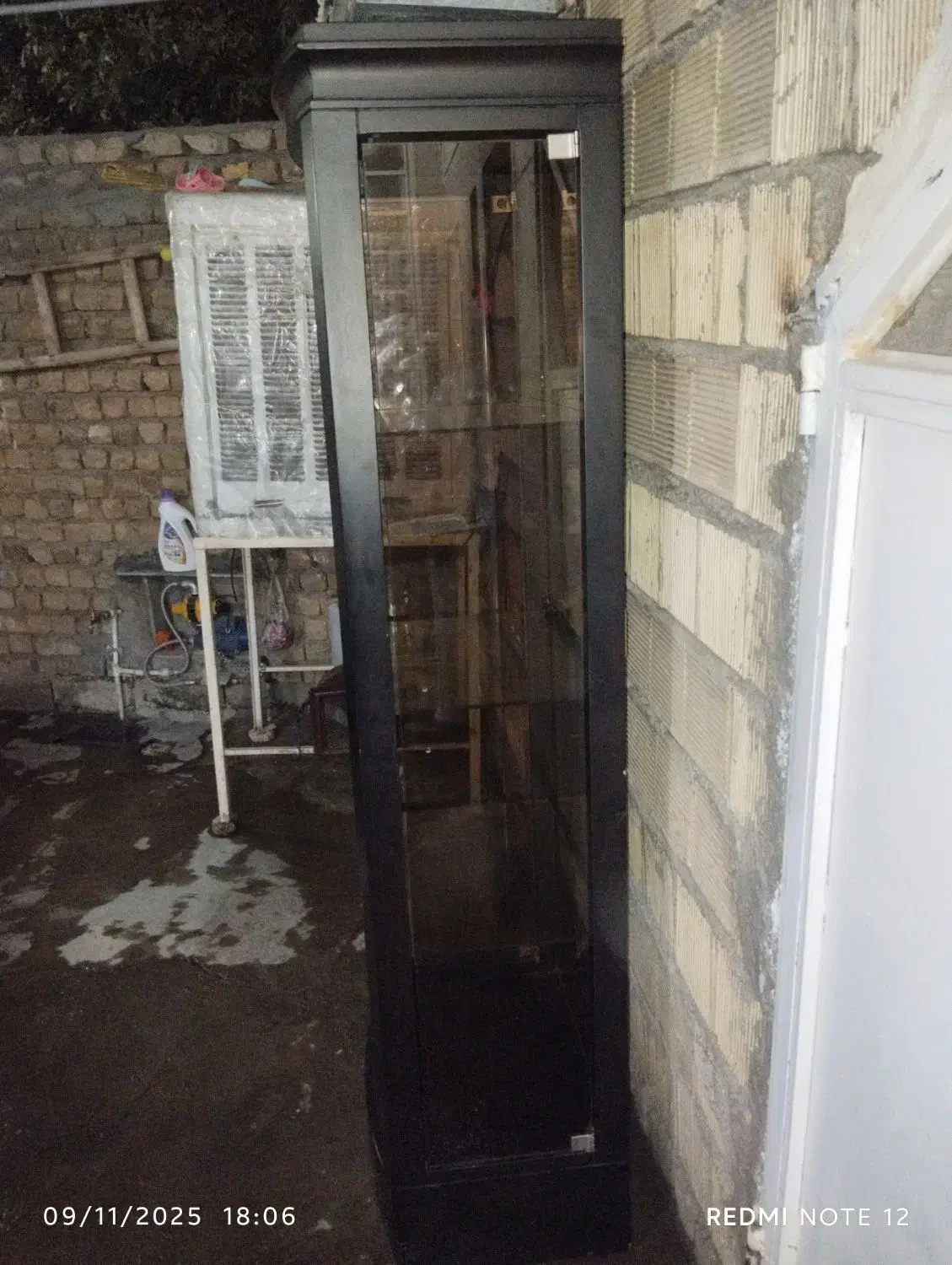 کمد|جاکفشی، کمد، دراور|کوهدشت, |دیوار