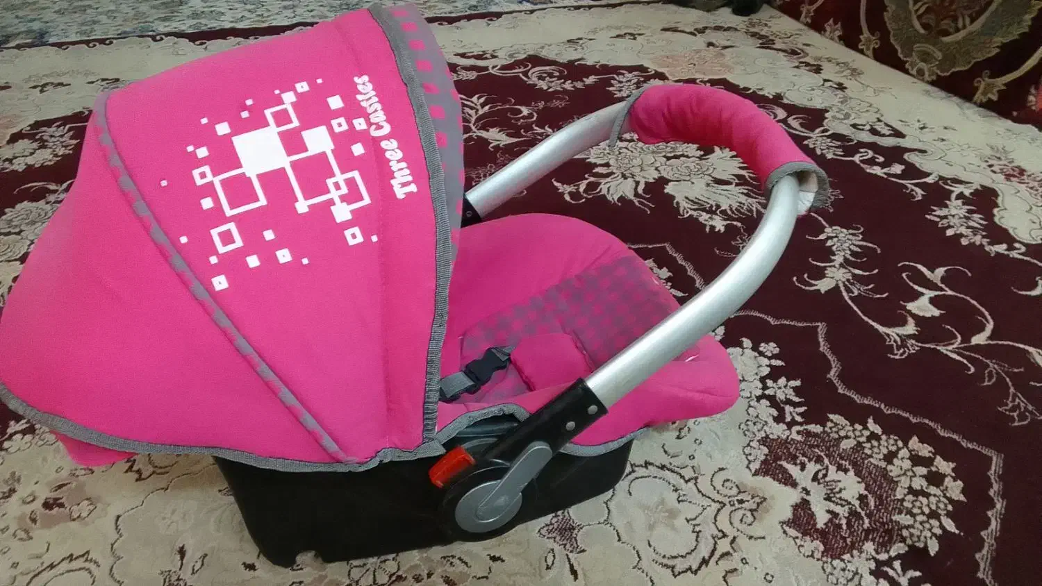 کریر|کالسکه و لوازم جانبی|مشهد, شهید قربانی|دیوار