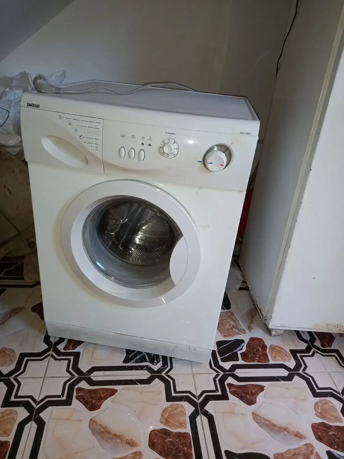 لباسشویی اسنوا کاملا سالم بدون تعمیر|ماشین لباسشویی و خشک‌کن لباس|پارس‌آباد, |دیوار