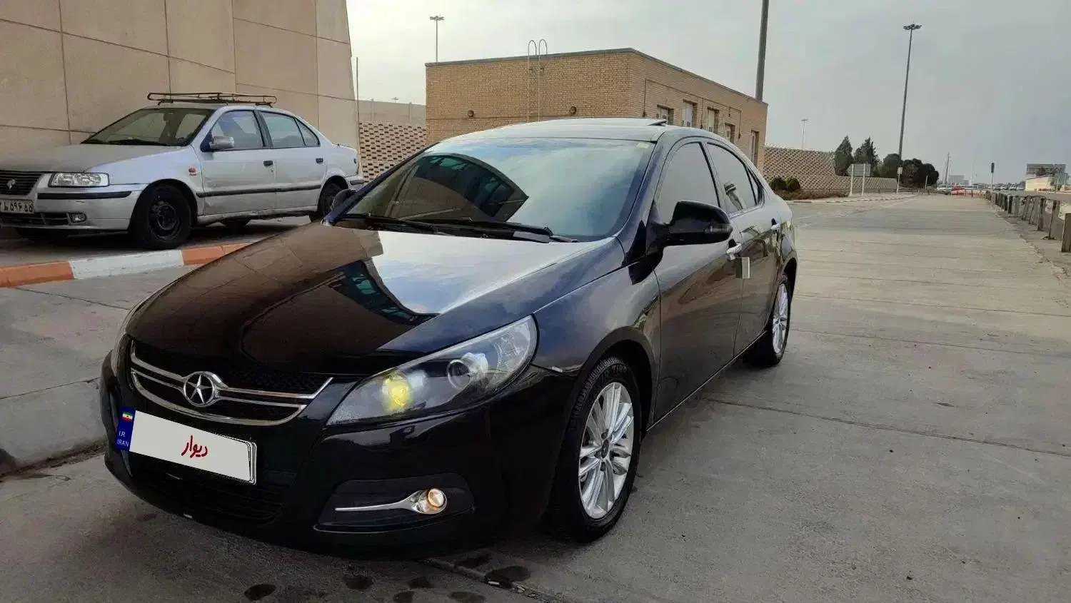 جک مدل۹۳ اتوماتیک|خودرو سواری و وانت|لاهیجان, حاجی آباد|دیوار