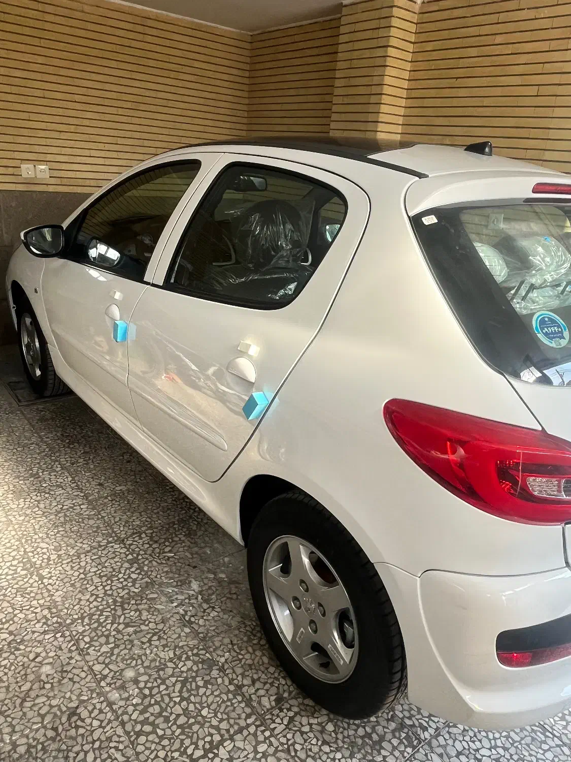 پژو 207دنده پانا بارینگ مدل۱۴۰۴|خودرو سواری و وانت|اصفهان, شهرک کاوه|دیوار