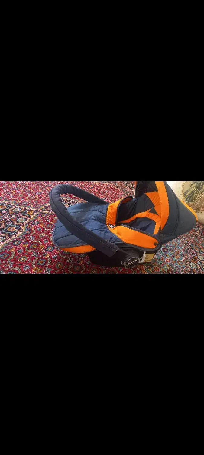 دو عدد کریر و یک اغوش بند|کالسکه و لوازم جانبی|سنندج, |دیوار