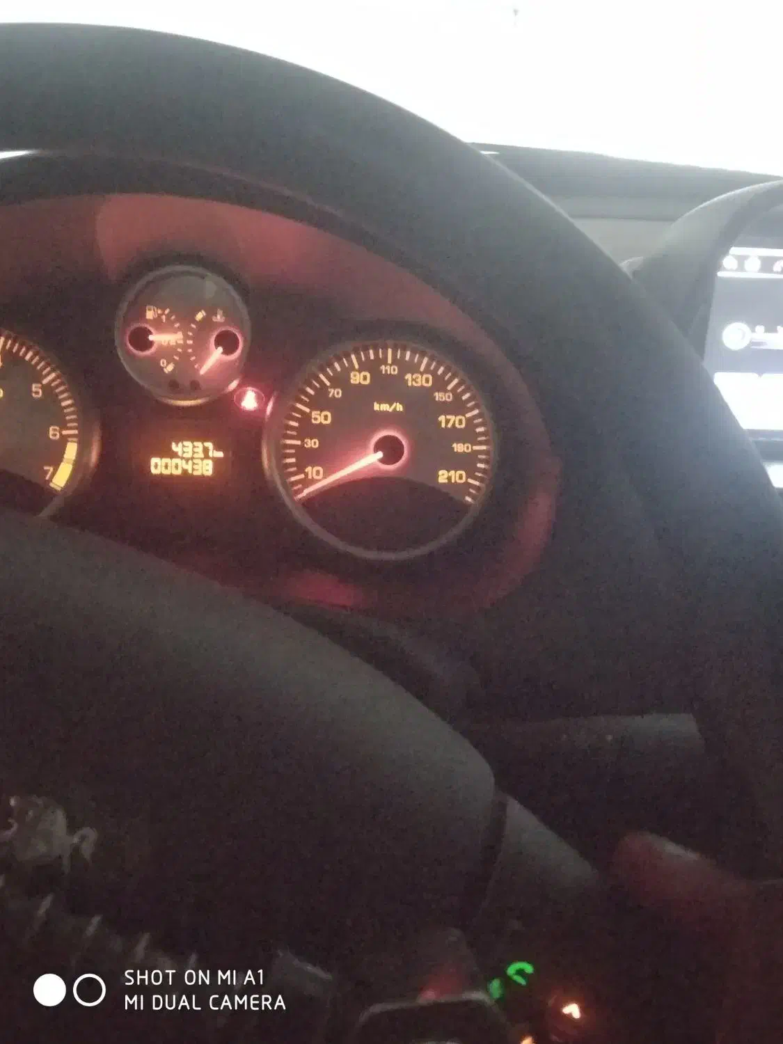 پژو۲۰۷tu3|خودرو سواری و وانت|رشت, کوی مهر|دیوار