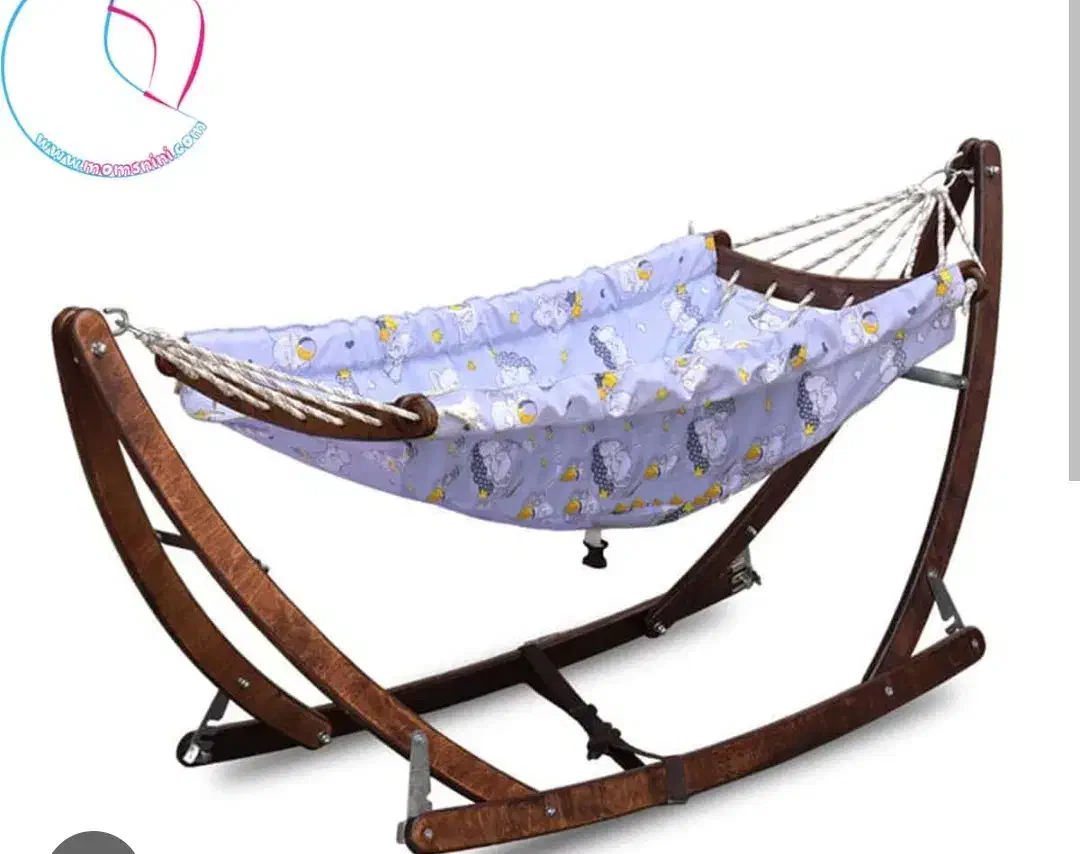 گهواره کودک در حد نو|تخت و صندلی بچه|لاهیجان, مهرگان|دیوار