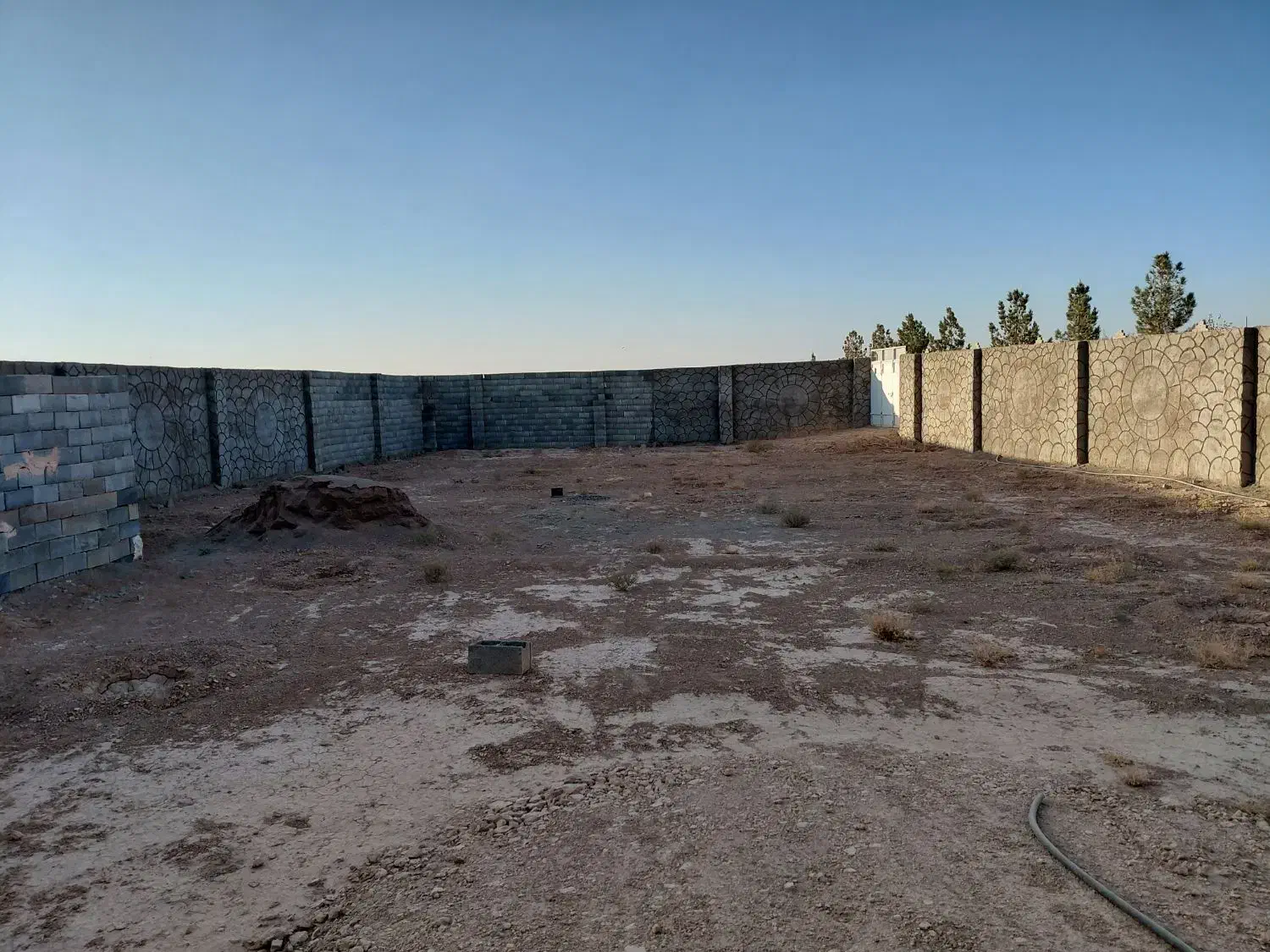 اجاره گاراج ضایعات گاوداری|اجارهٔ مغازه و غرفه|برخوار, |دیوار