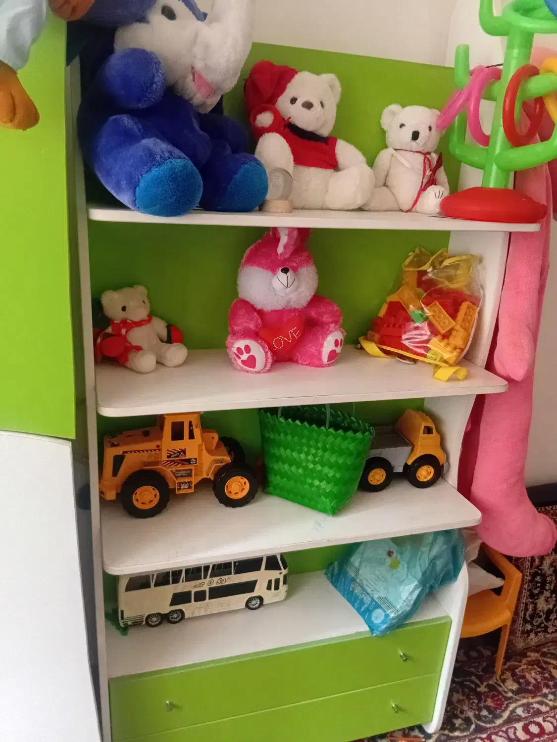 کمد|جاکفشی، کمد، دراور|اندیشه, اندیشه فاز ۱|دیوار