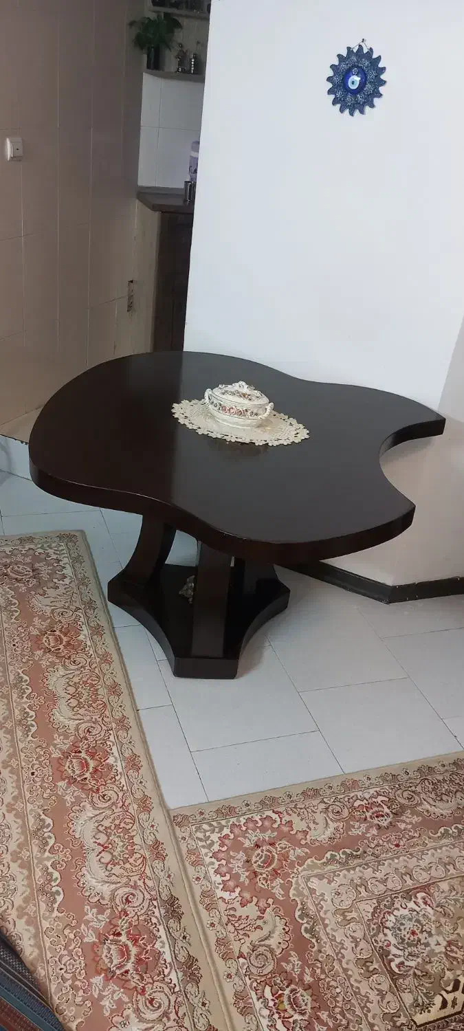 میز تلویزیون و میز ناهارخوری وگلدان وتخت نوزاد|میز تلویزیون|پردیس, فاز ۳|دیوار