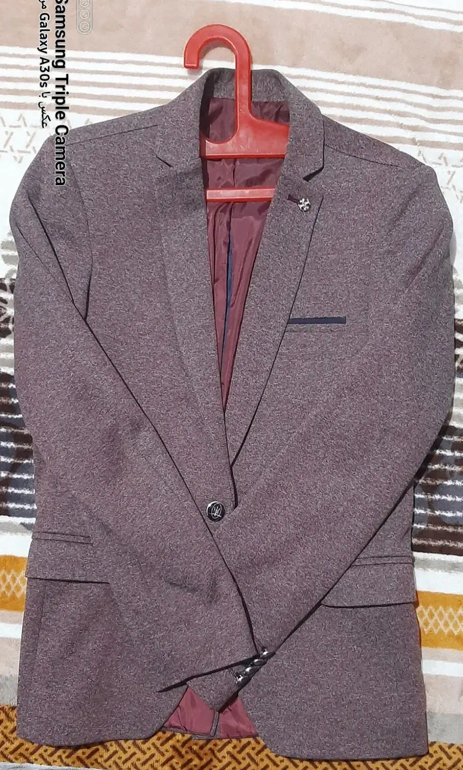 سه عدد کت مردانه و پسرانه|لباس|خوی, |دیوار