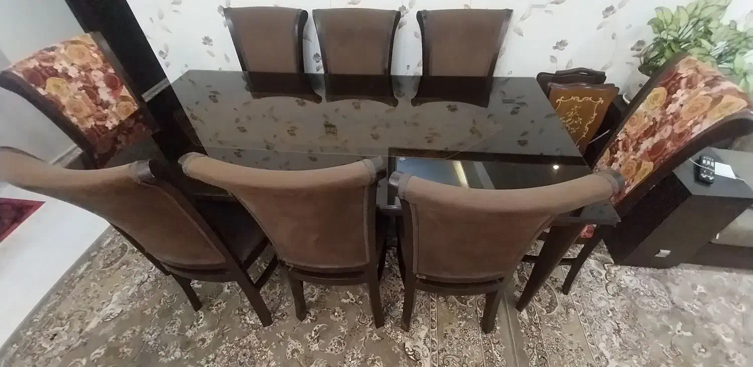 میزناهارخورید۸نفره قهوای شکلاتی درحدنو|میز و صندلی غذاخوری|تهران, گلستان (شهرک راه آهن)|دیوار