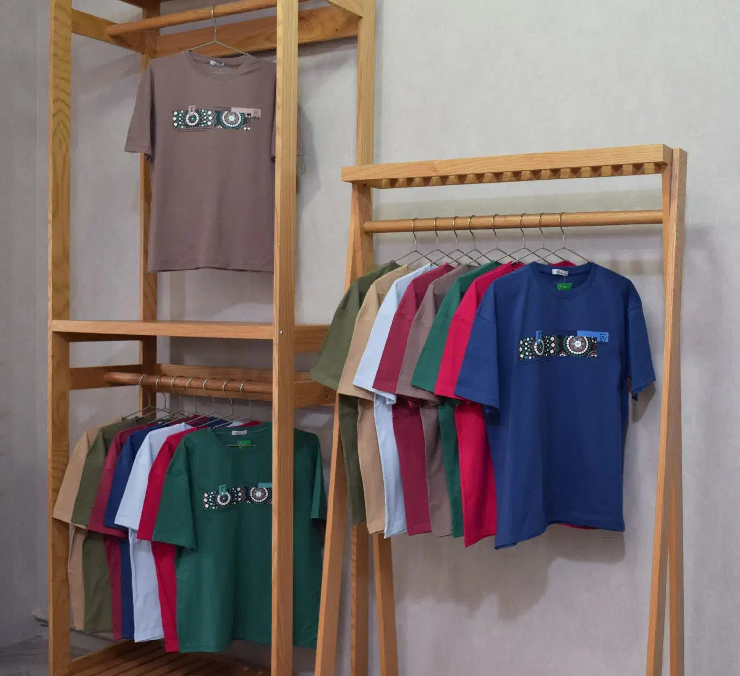 تیشرت تو خونه‌ای راحتی|لباس|گرگان, |دیوار