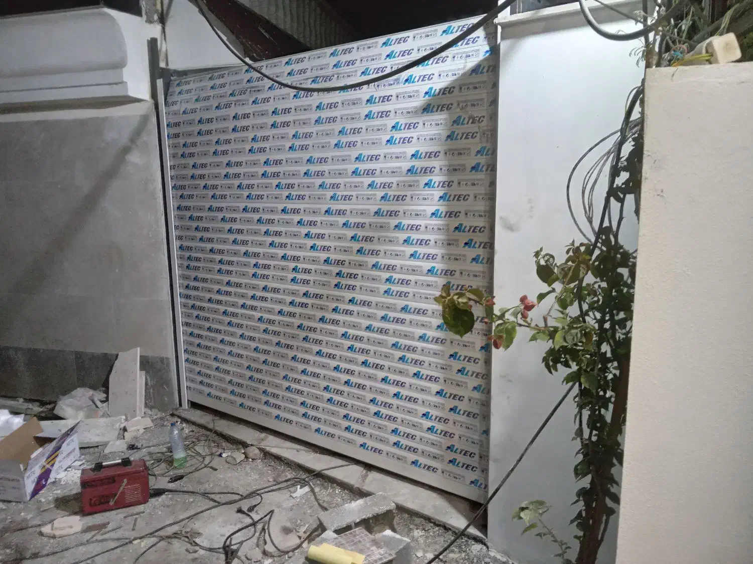 تعمیر کرکره برقی و قدیمی شیشه میرال تعویض فنر|خدمات پیشه و مهارت|شهریار, شهرک شاهد|دیوار