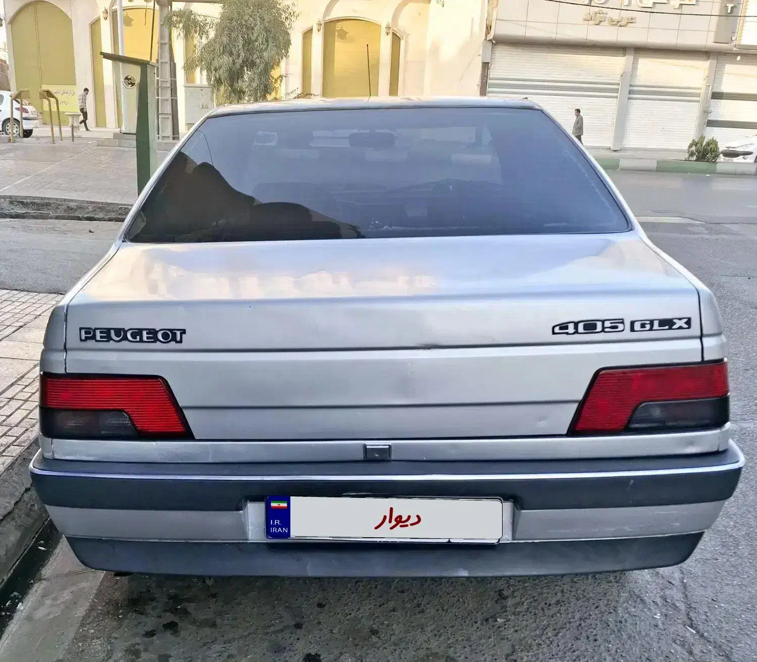 پژو ۴۰۵ دوگانه فابریک مدل ۱۳۸۹|خودرو سواری و وانت|قم, زاویه|دیوار