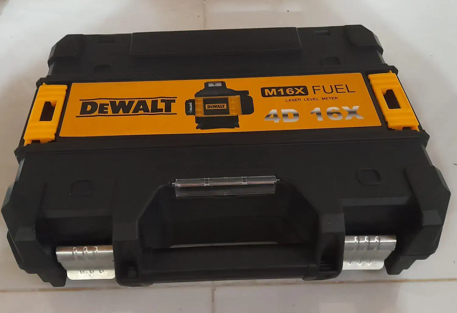 ترازلیزری دیوالت 16 خط|ابزارآلات|بندر انزلی, کلیور|دیوار