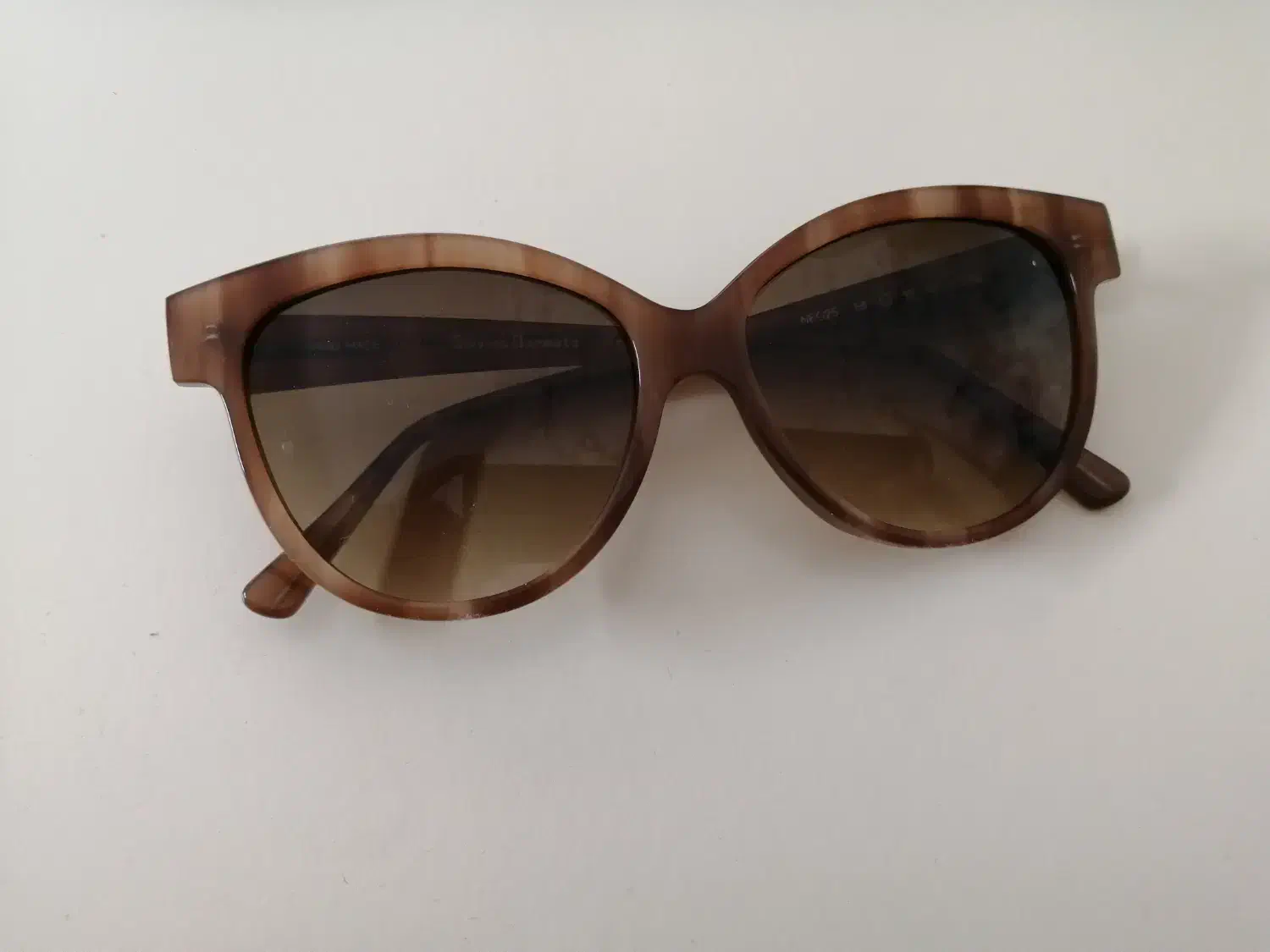 عینک آفتابی ایتالیایی|زیورآلات و اکسسوری|پردیس, فاز ۹|دیوار