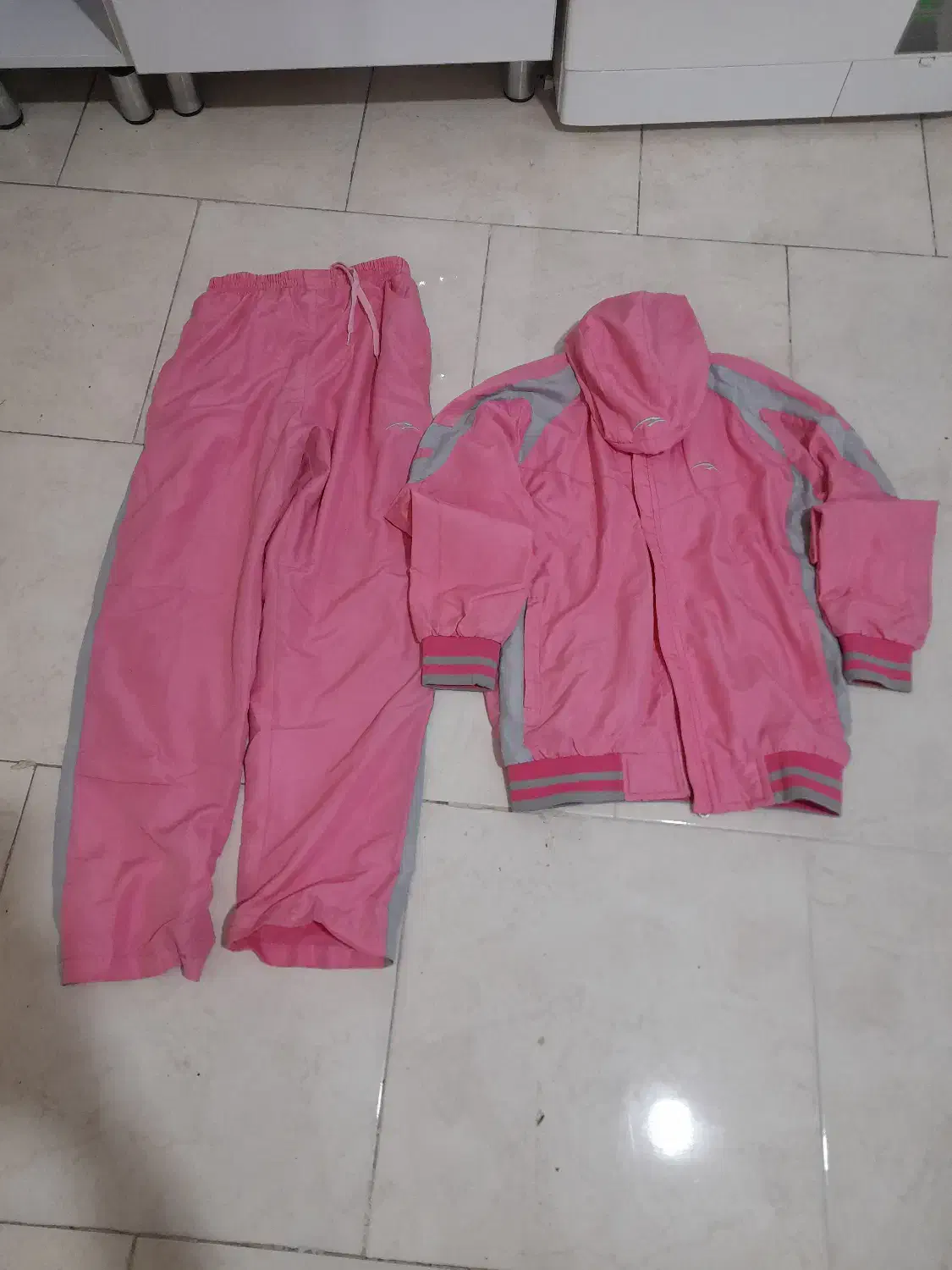 لباس ورزشی ضد آب دخترانه،گرم کن ورزشی|لباس|زنجان, |دیوار