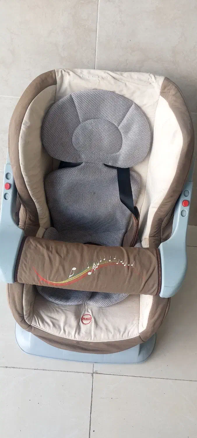 صندلی ماشین|تخت و صندلی بچه|تبریز, |دیوار