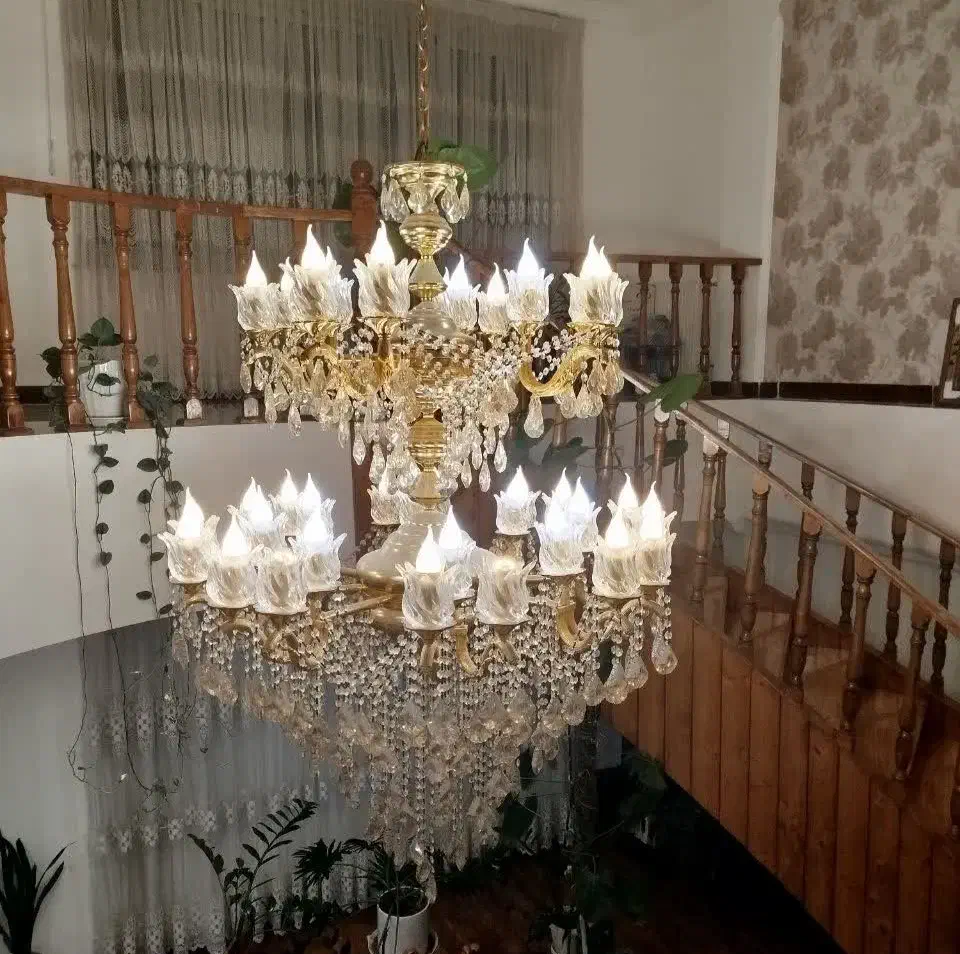 لوستر کلاسیک ۳۶ شاخه کروم آبکاری طلا دو طبقه|لوستر و چراغ آویز|قائمشهر, |دیوار