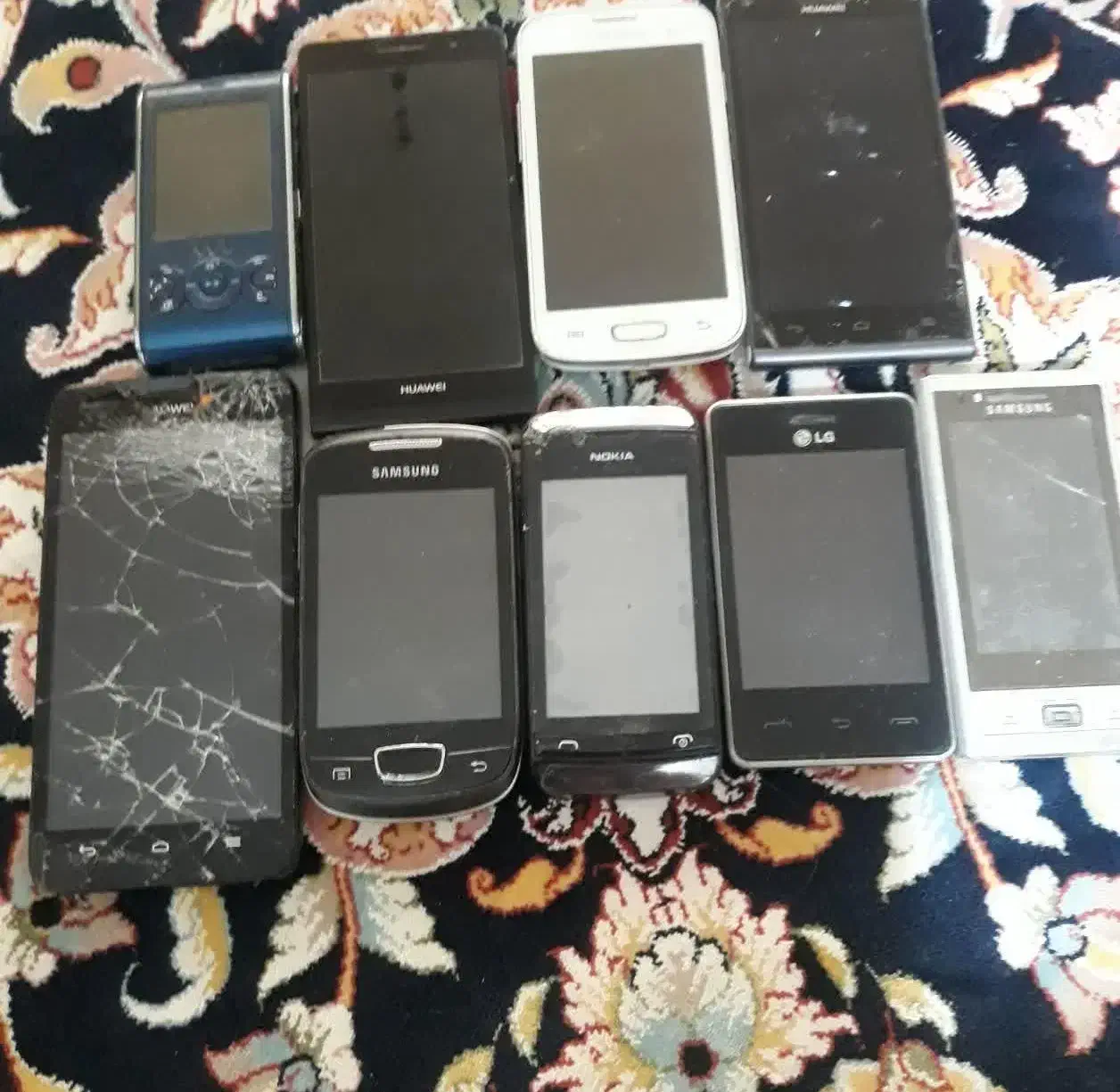 تعدادی گوشی قابل تعمیر|موبایل|قدس, شهر‌قدس|دیوار