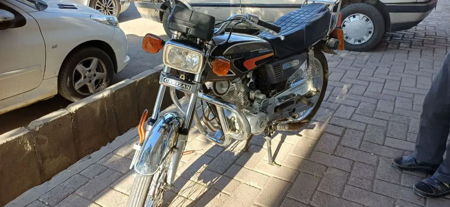 فروش موتور هوندا ۱۲۵|موتورسیکلت|سیرجان, |دیوار
