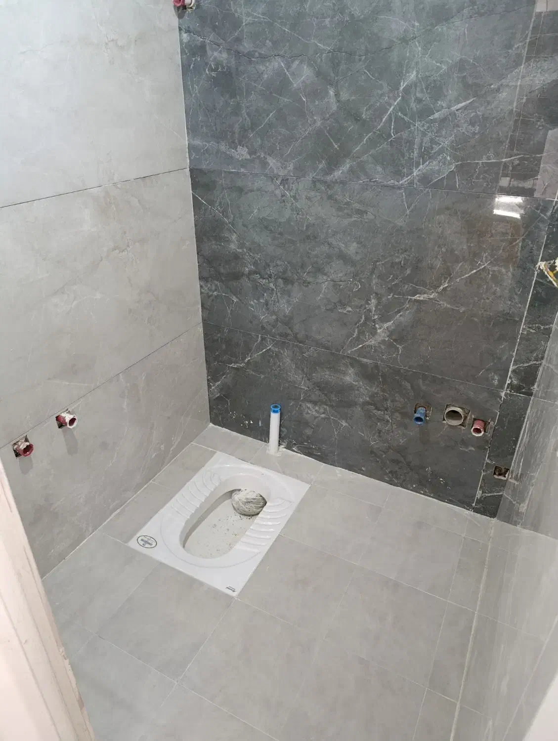 کاشی کار کاشیکاری  با سابقه چندین ساله در پردیس|خدمات پیشه و مهارت|پردیس, فاز ۸|دیوار