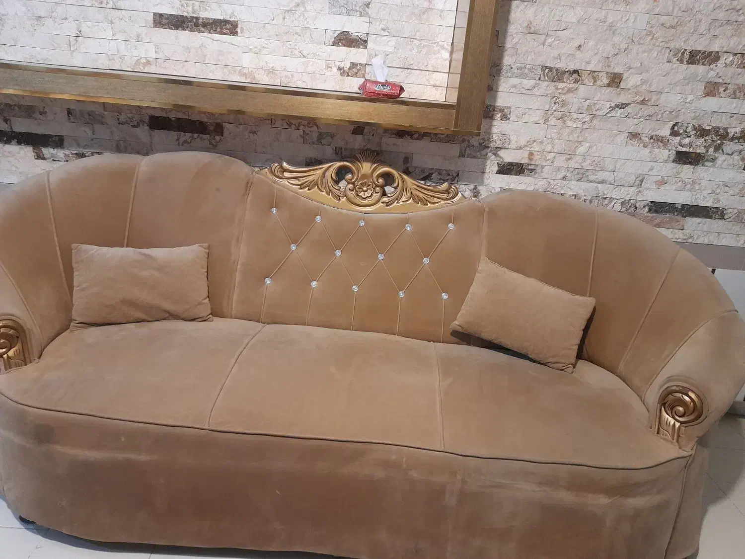 مبل ۸ نفره نیمه سلطنتی|مبلمان خانگی و میز عسلی|میاندوآب, |دیوار