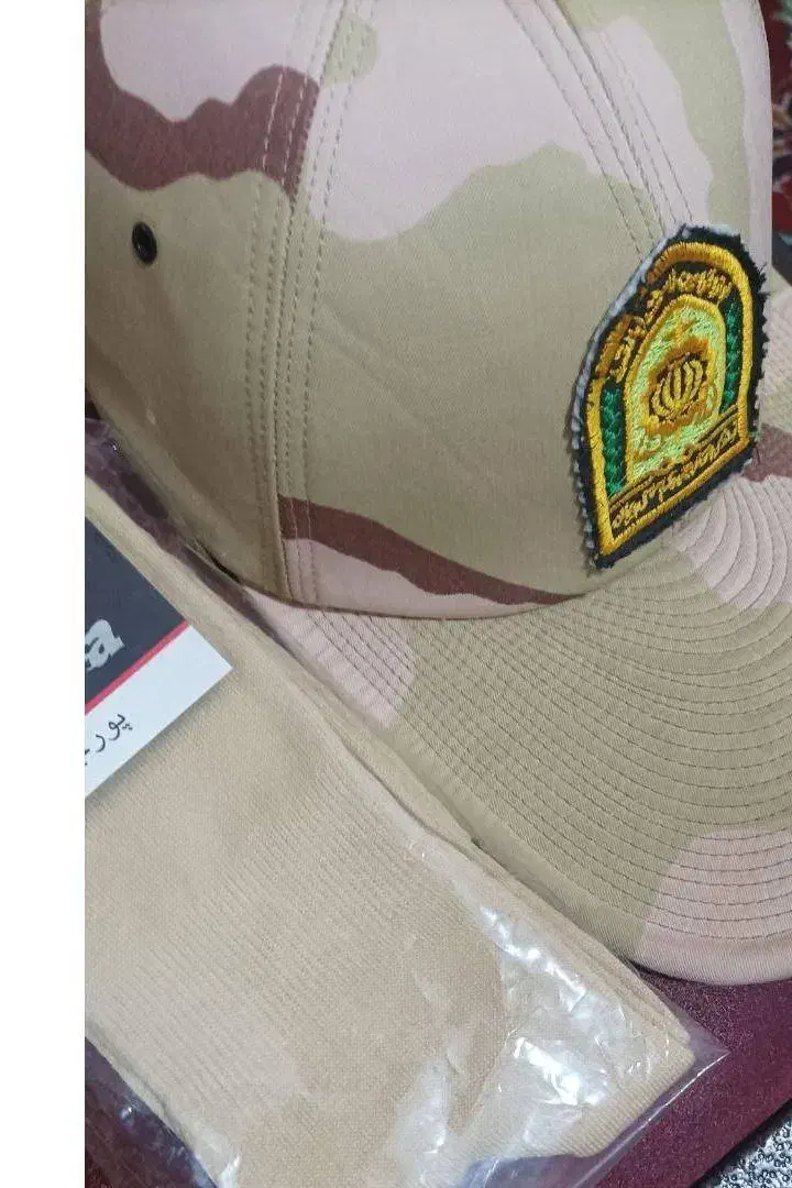 لباس مرزبانی نیروی انتظامی (همراه با جوراب و کلاه)|لباس|تربت‌حیدریه, بوستان باغ ملی|دیوار