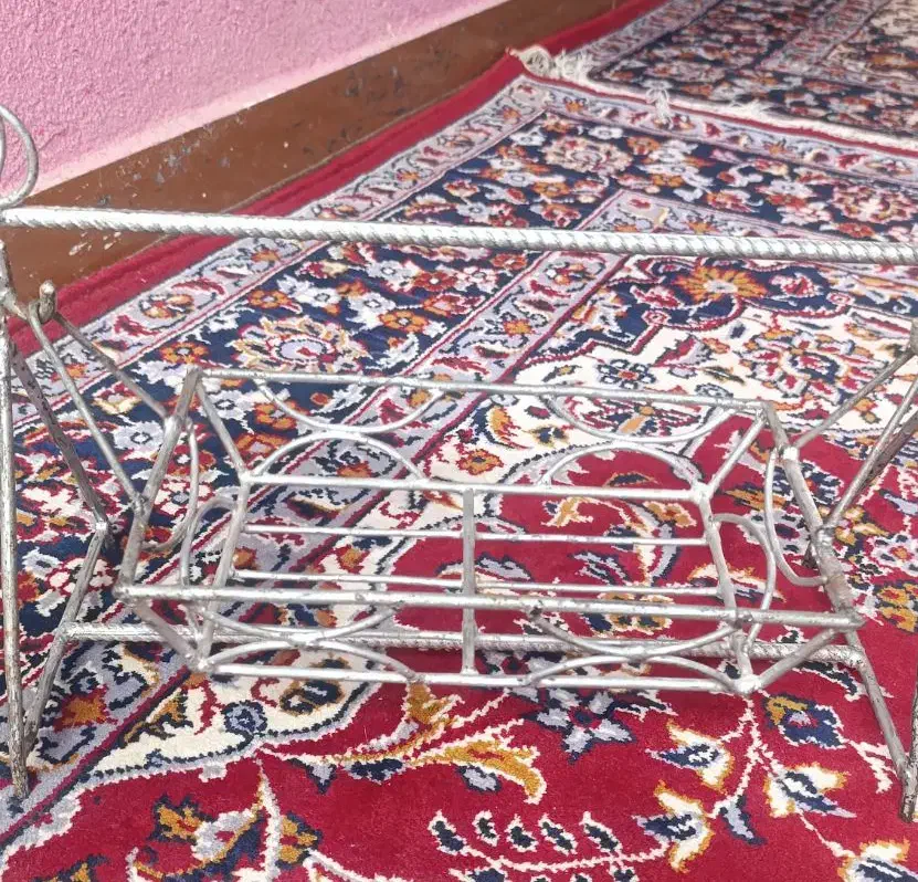 گهواره بازی بچه آهنی نقره ای کاملا سالم|اسباب و اثاث بچه|شوشتر, |دیوار