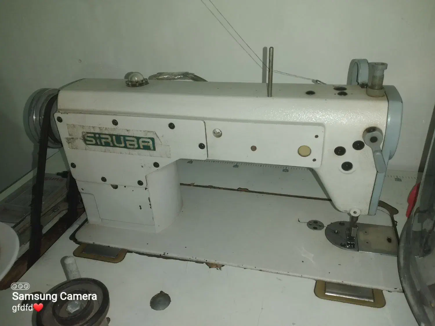 چرخ خیاطی راسته دوز کاملا سالم|چرخ خیاطی و ریسندگی|شبستر, |دیوار