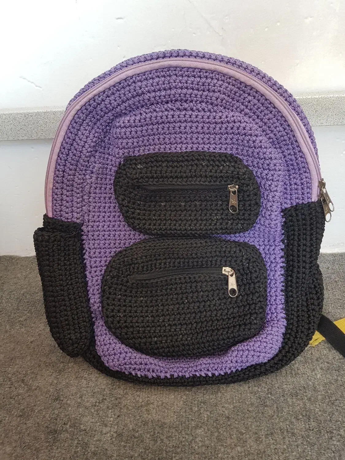 کیف مدرسه|کیف، کفش، کمربند|اسفراین, |دیوار