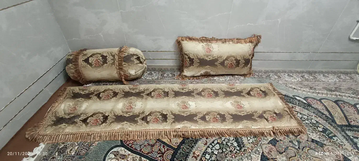 بالش کناره و پشتی|رختخواب، بالش، پتو|زاهدان, |دیوار