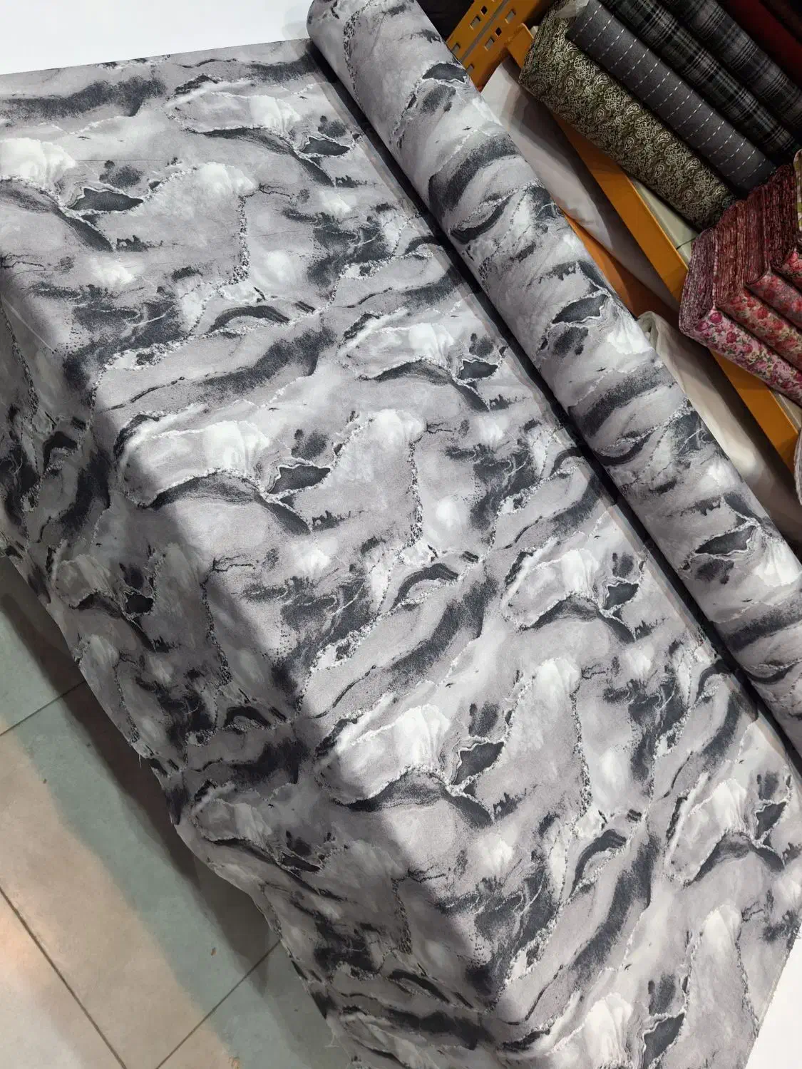 ملافه تشک رویه بالشت پارچه ملحفه پتو|رختخواب، بالش، پتو|مشهد, شهید مطهری|دیوار